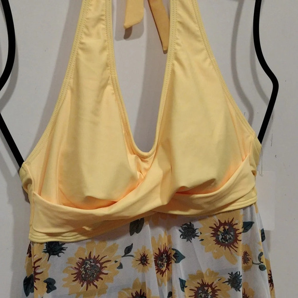 NWT Holipick Women's Sunflower Print Mesh Halter Style Swim Top M-Beach Resort - Picture 4 of 6